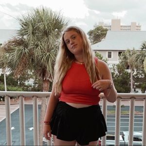 Meet your Posher, Lucy